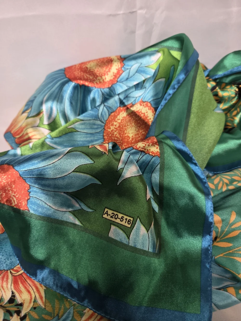 S122.  Vintage Gulsoy Silk Floral Sunflower Scarf